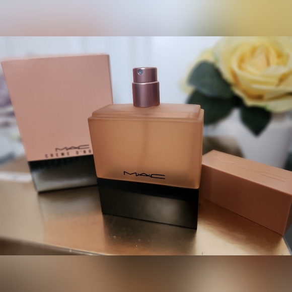 2016 Creme D'Nude by MAC Cosmetics EDP / Eau De Parfum Perfume; 50ml / 1.7 fl.oz - Picture 3 of 15